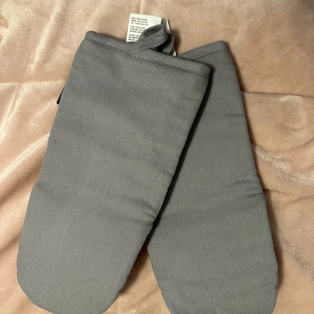 Crate & Barrel Gray Oven Mitts